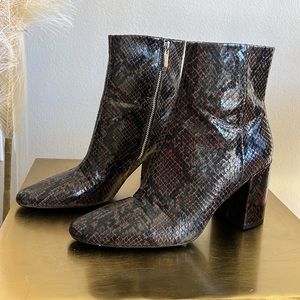 Zara brown/black snakeprint ankle boots